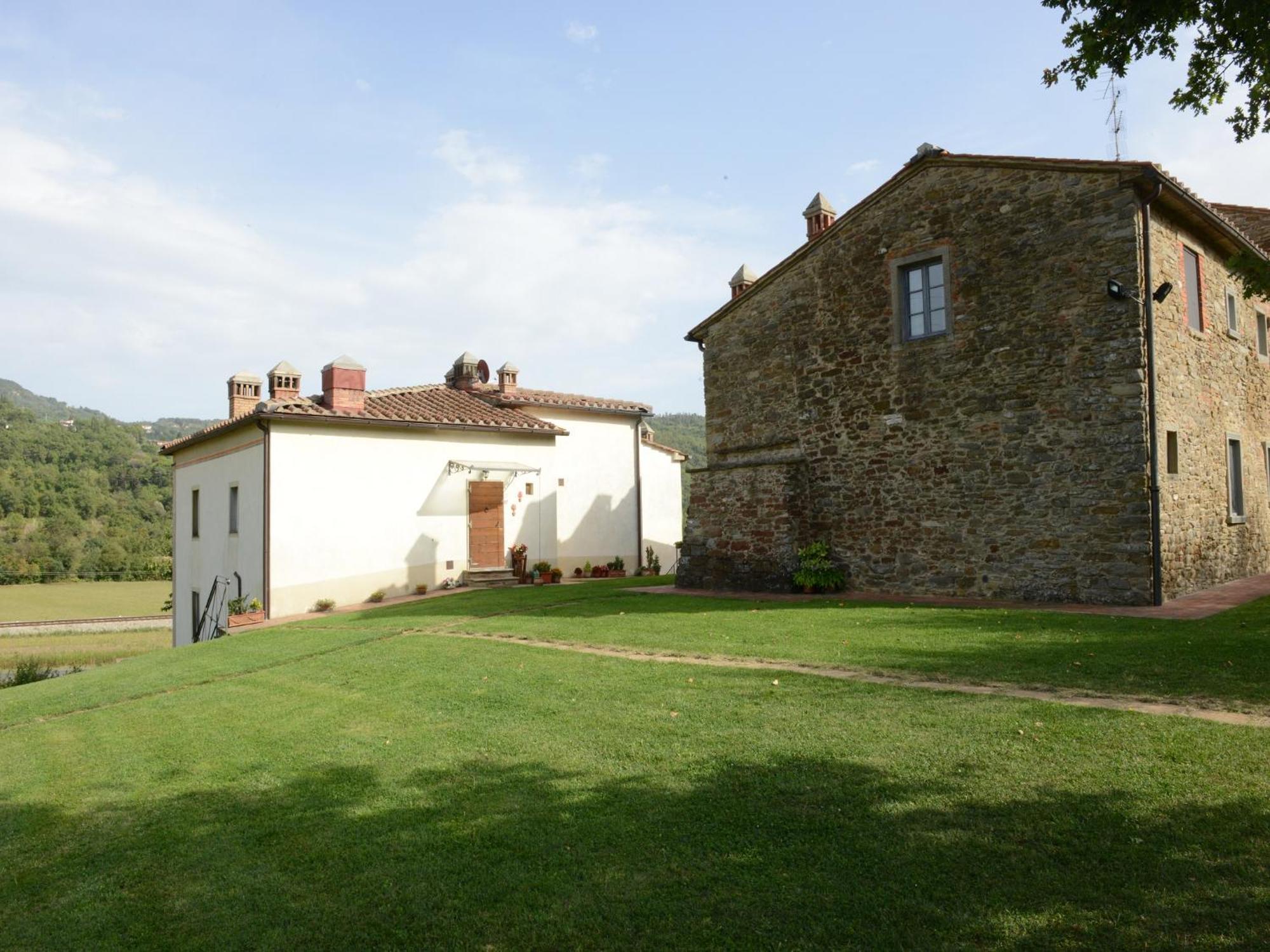 Baciano Azienda Agrituristico Venatoria Capolona Exterior photo